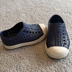 EUC Native Shoes 🚭